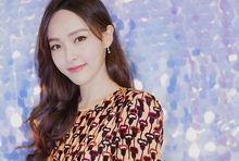 娱乐吃瓜丫18线演员,揭秘18线演员的吃瓜日常
